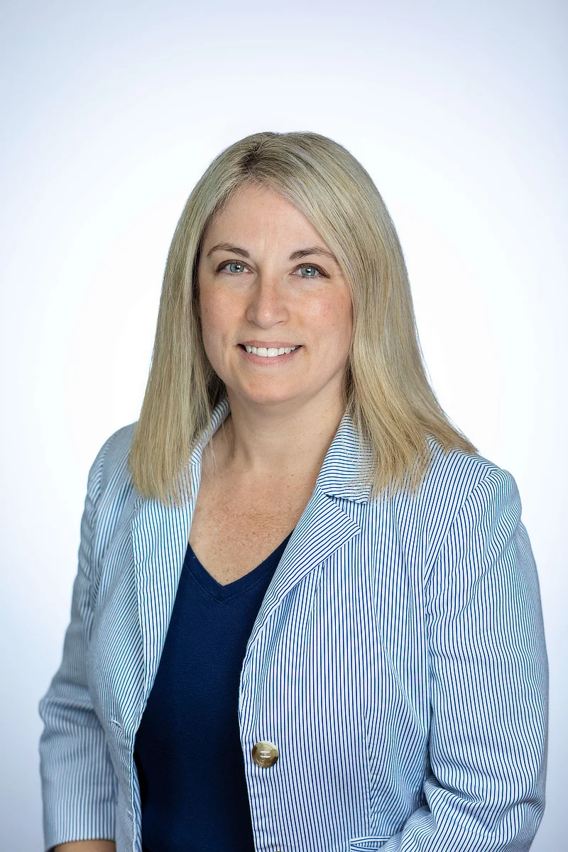 Lisa Coggins is the one of many attorney's at Gonser and Gonser